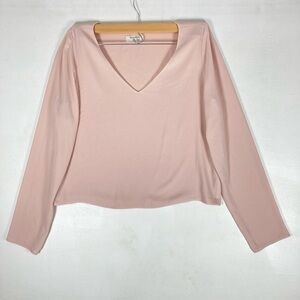 Aritizia Babaton Murphy Blouse Womens M Nude V-Neck Cropped Long Sleeved Office